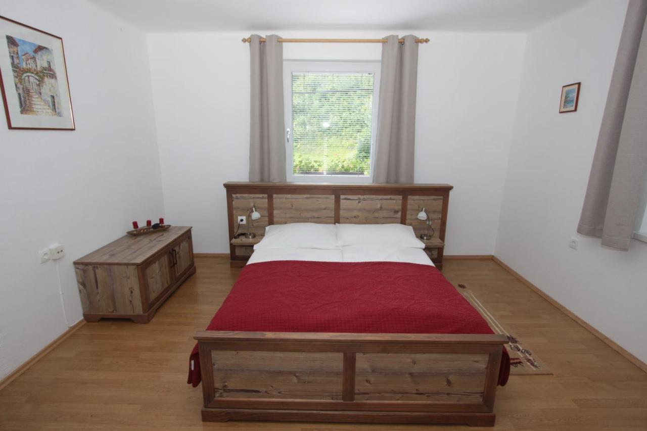 Apartments Ela Rateče Extérieur photo